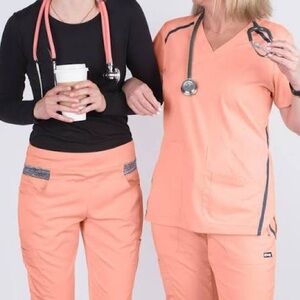 Grey's Anatomy Peach and Gray woman’s scrub pants